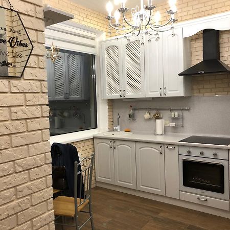 Zhemchuzhnie Apartments On Marselskaya Odessa Luaran gambar