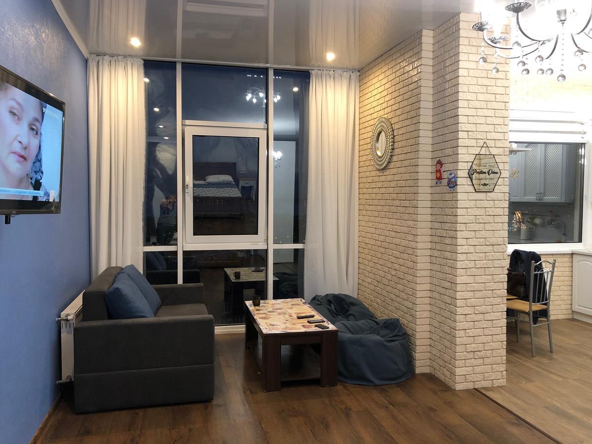 Zhemchuzhnie Apartments On Marselskaya Odessa Luaran gambar